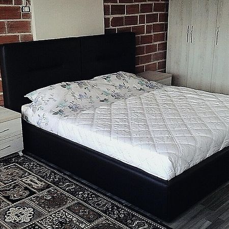 Appartamento Cozy Loft Korce Esterno foto